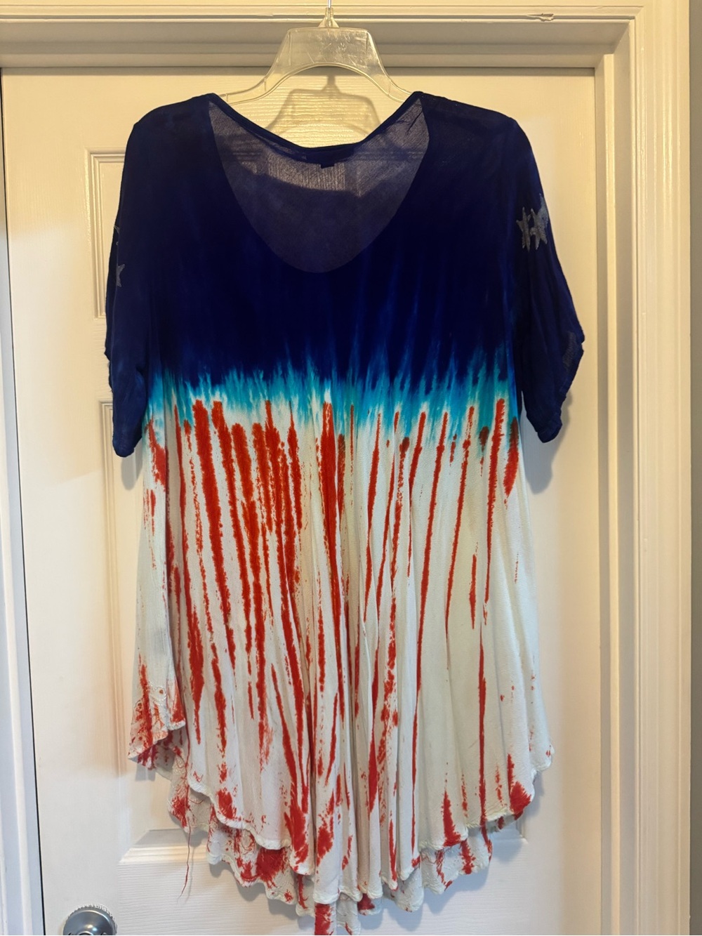 Women's Blue Tie-Dye Scoop Neck Tunic with Red Accent